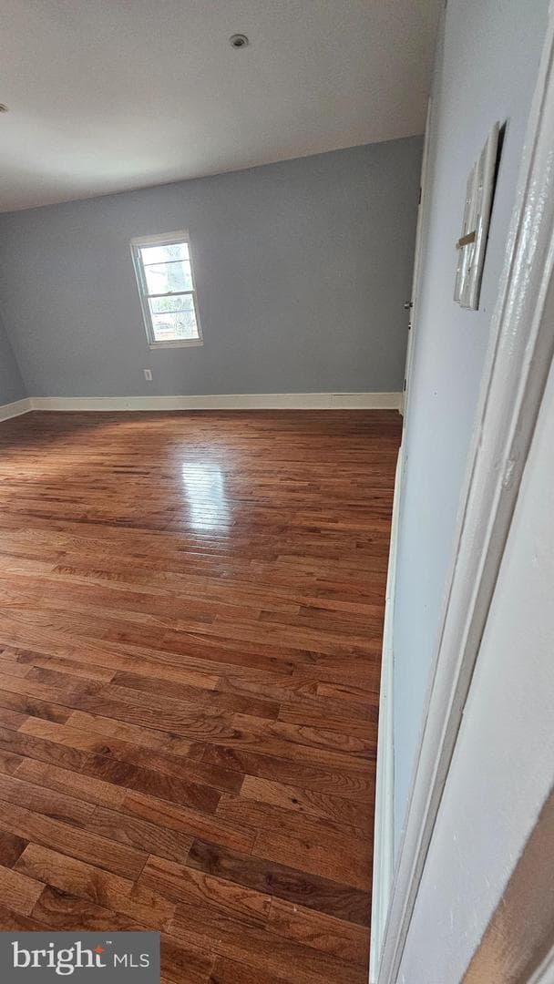 4124 Longshore Avenue photo 23