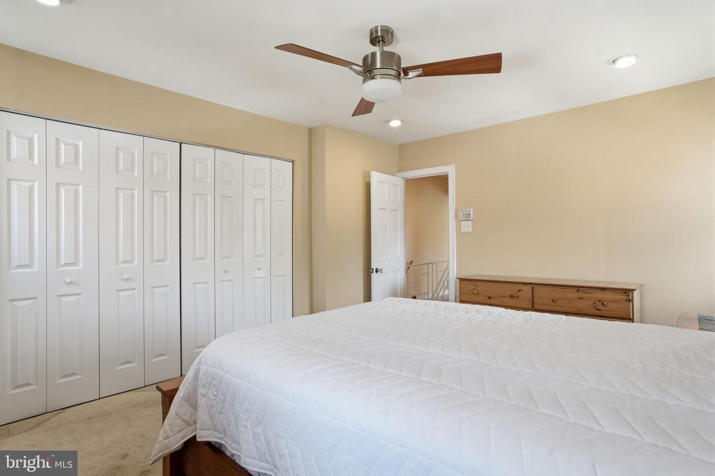2655 S Bouvier Street photo 15
