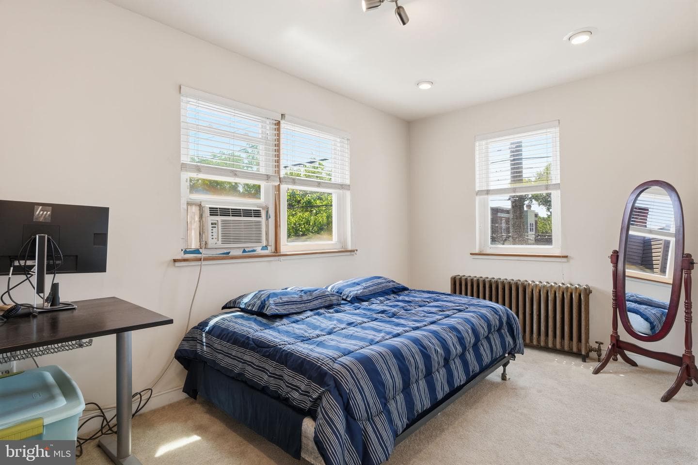 2655 S Bouvier Street photo 18