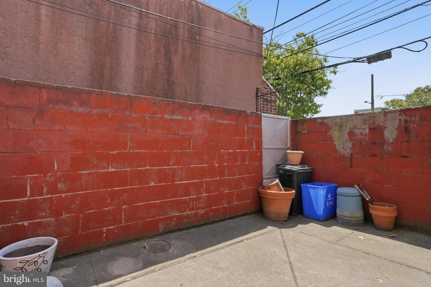 2655 S Bouvier Street photo 24