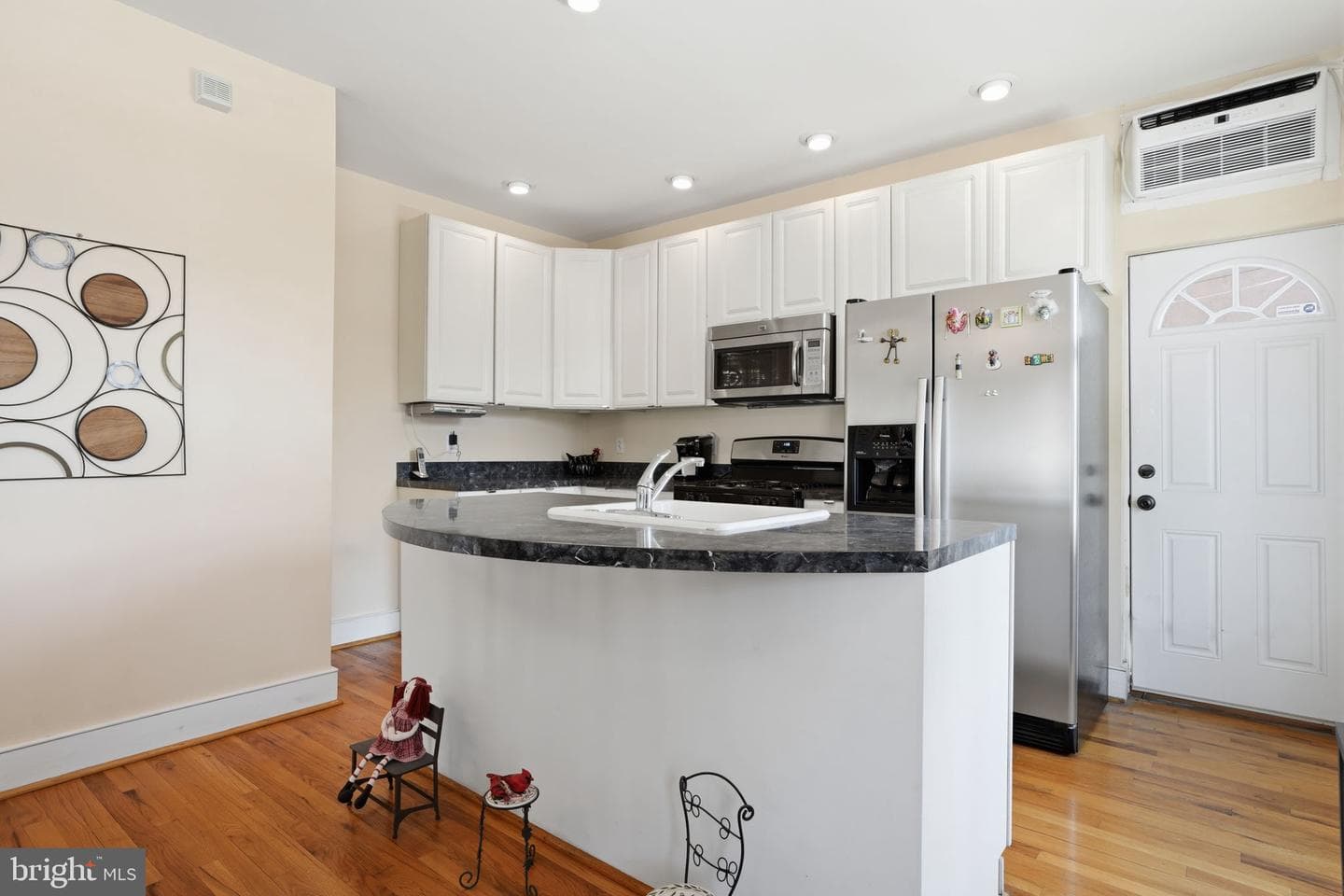 2655 S Bouvier Street photo 8