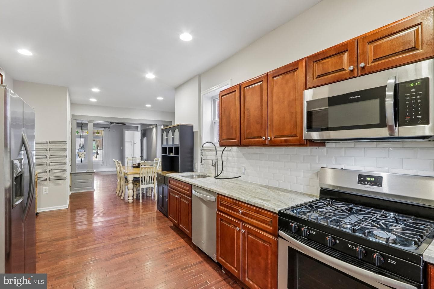 5217 Greenway Avenue photo 10