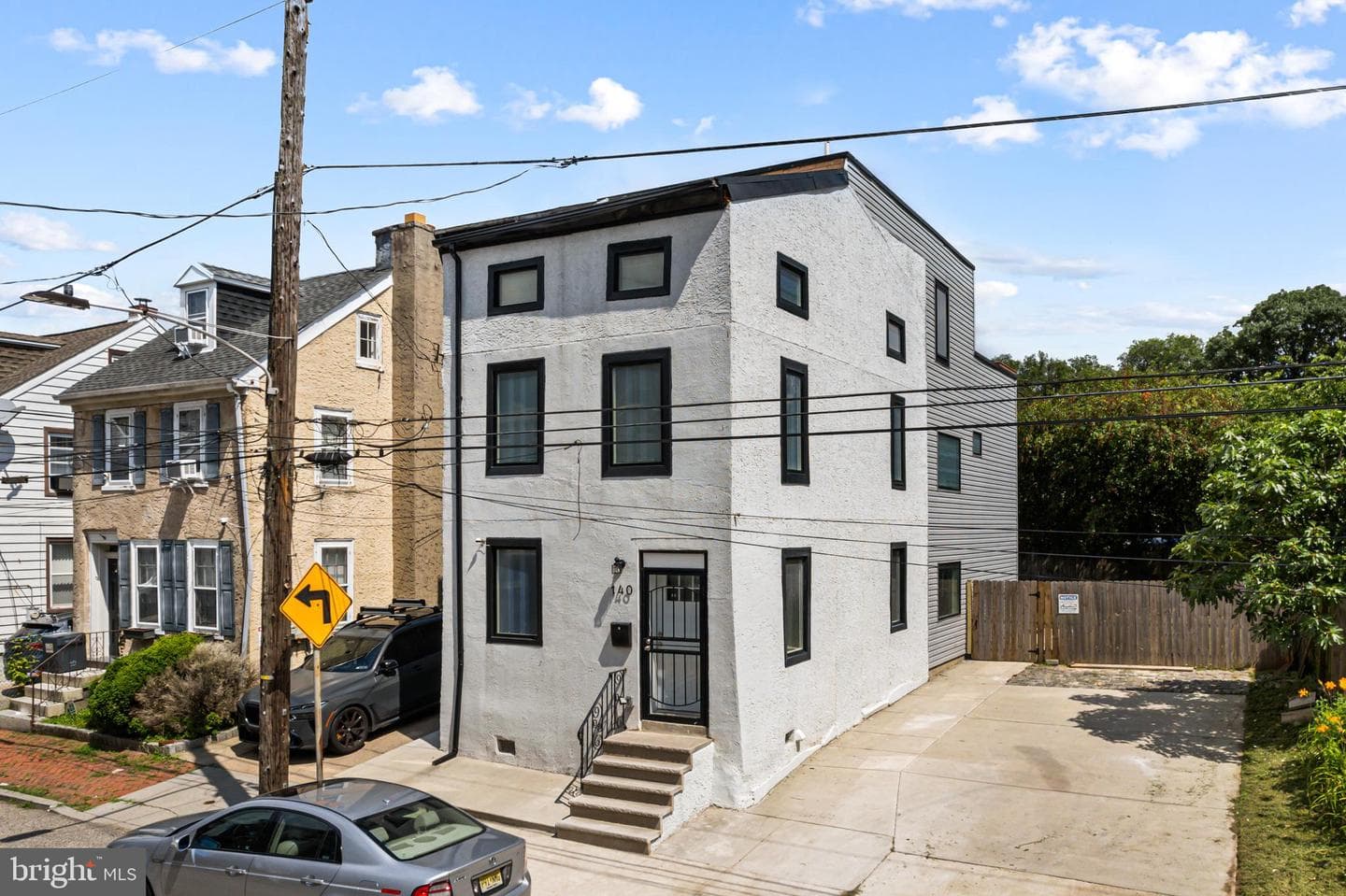 140 W Price Street