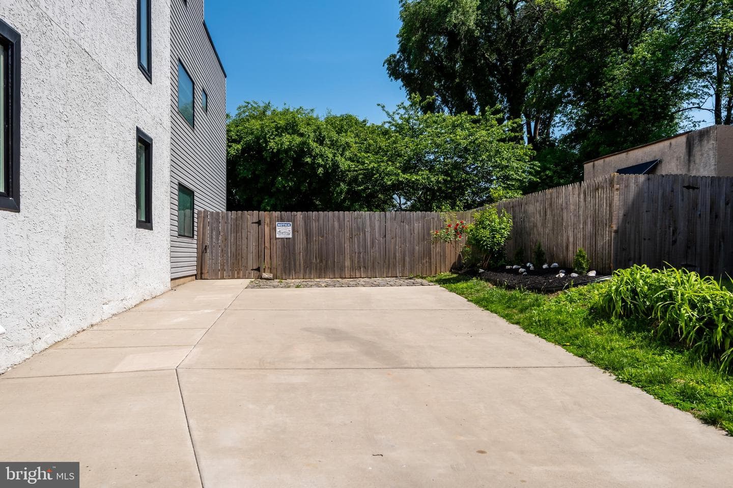 140 W Price Street photo 30