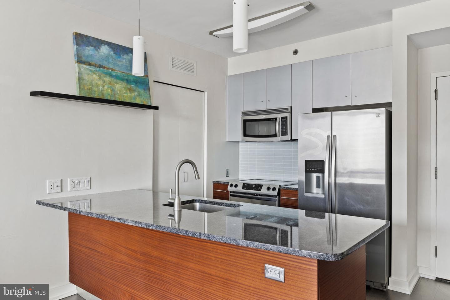 2101 Market Street #805 photo 8