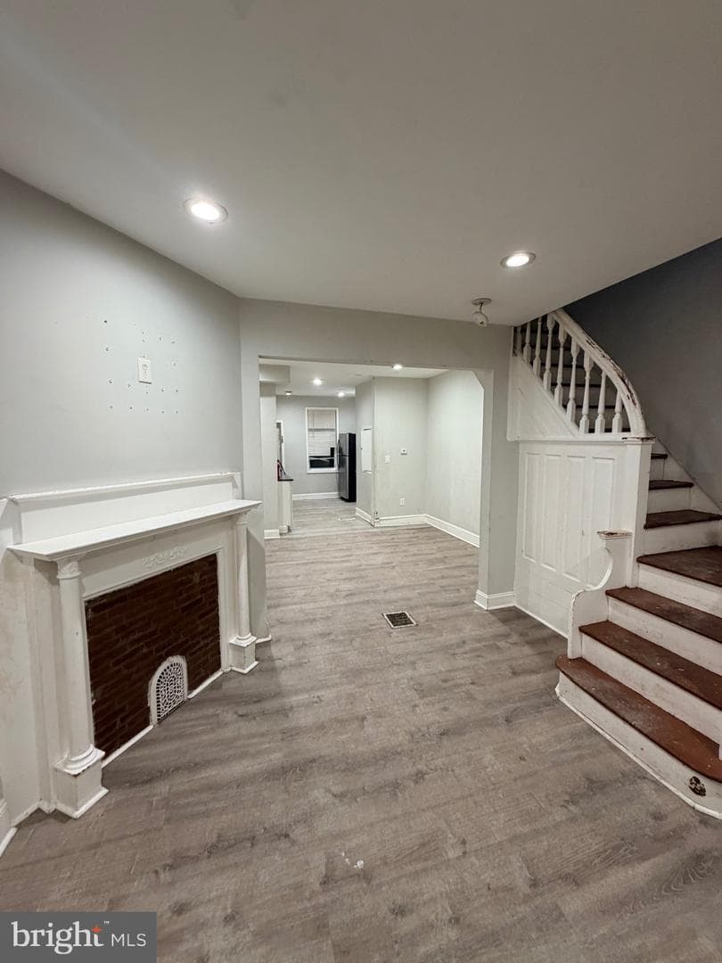 125 N Sickels Street photo 4
