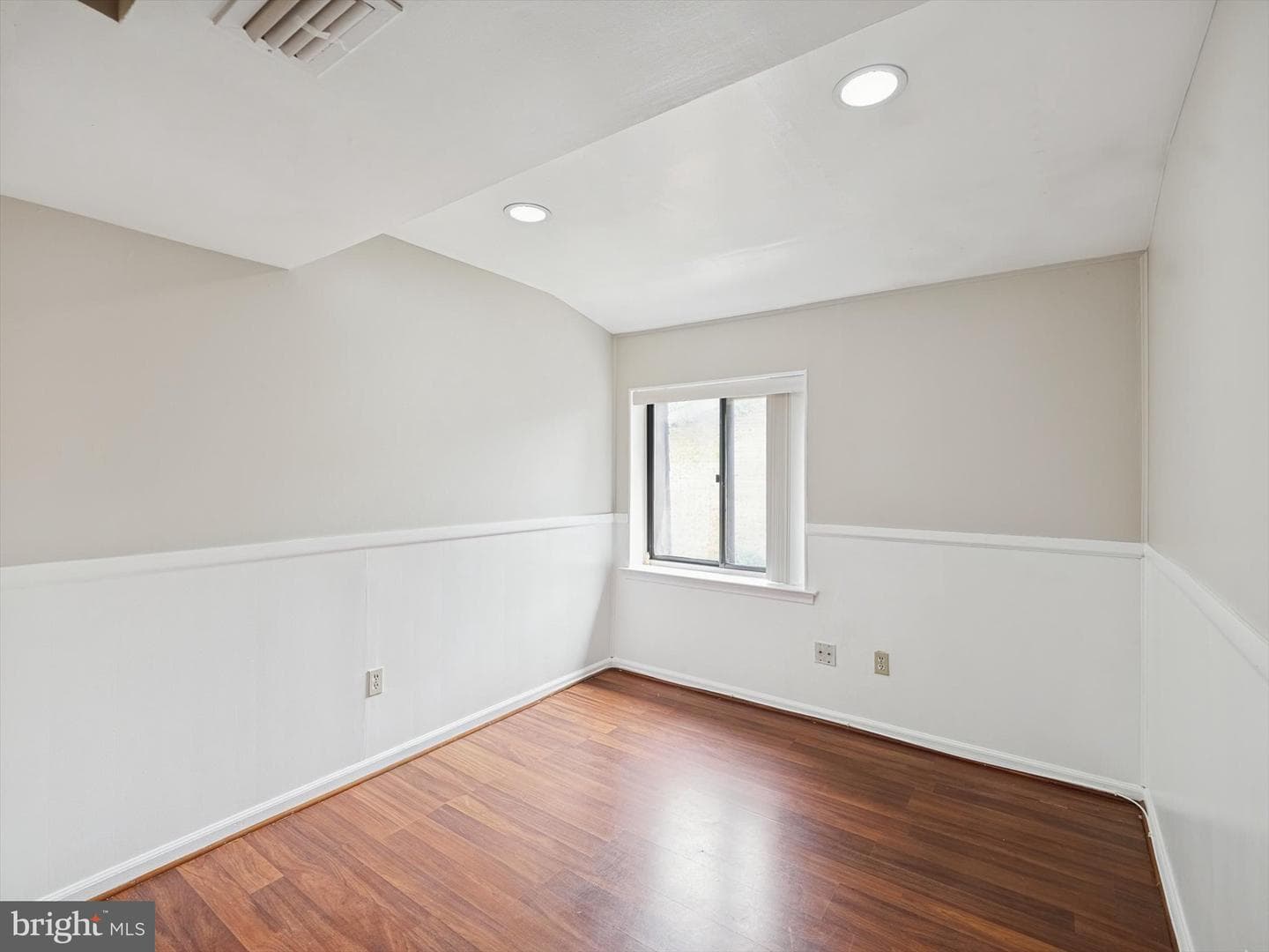 3204 Delaire Landing Road #3204 photo 8