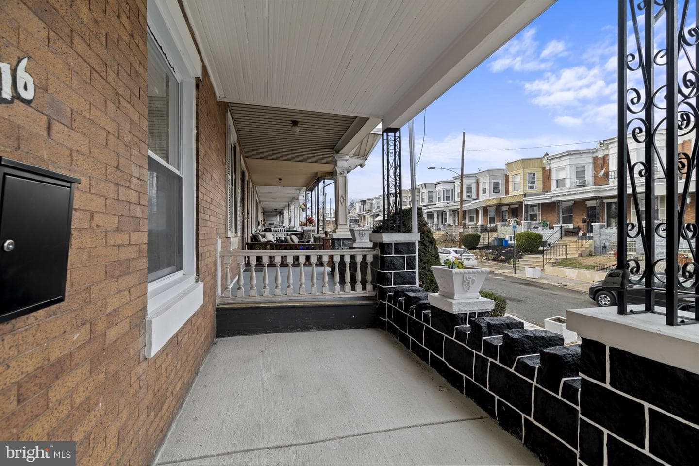 5616 Hunter Street photo 2