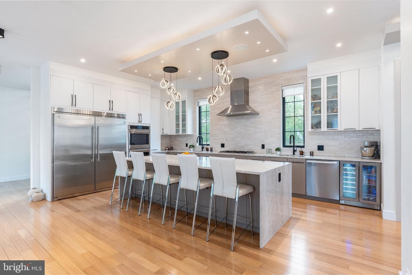 9739 Krewstown photo 7