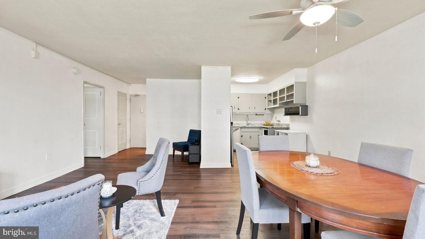 1900 John F Kennedy Boulevard #906 photo 4