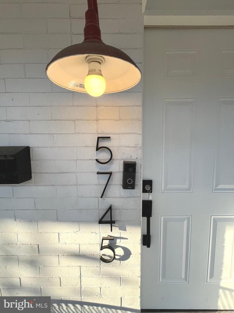 5745 Hunter Street photo 24