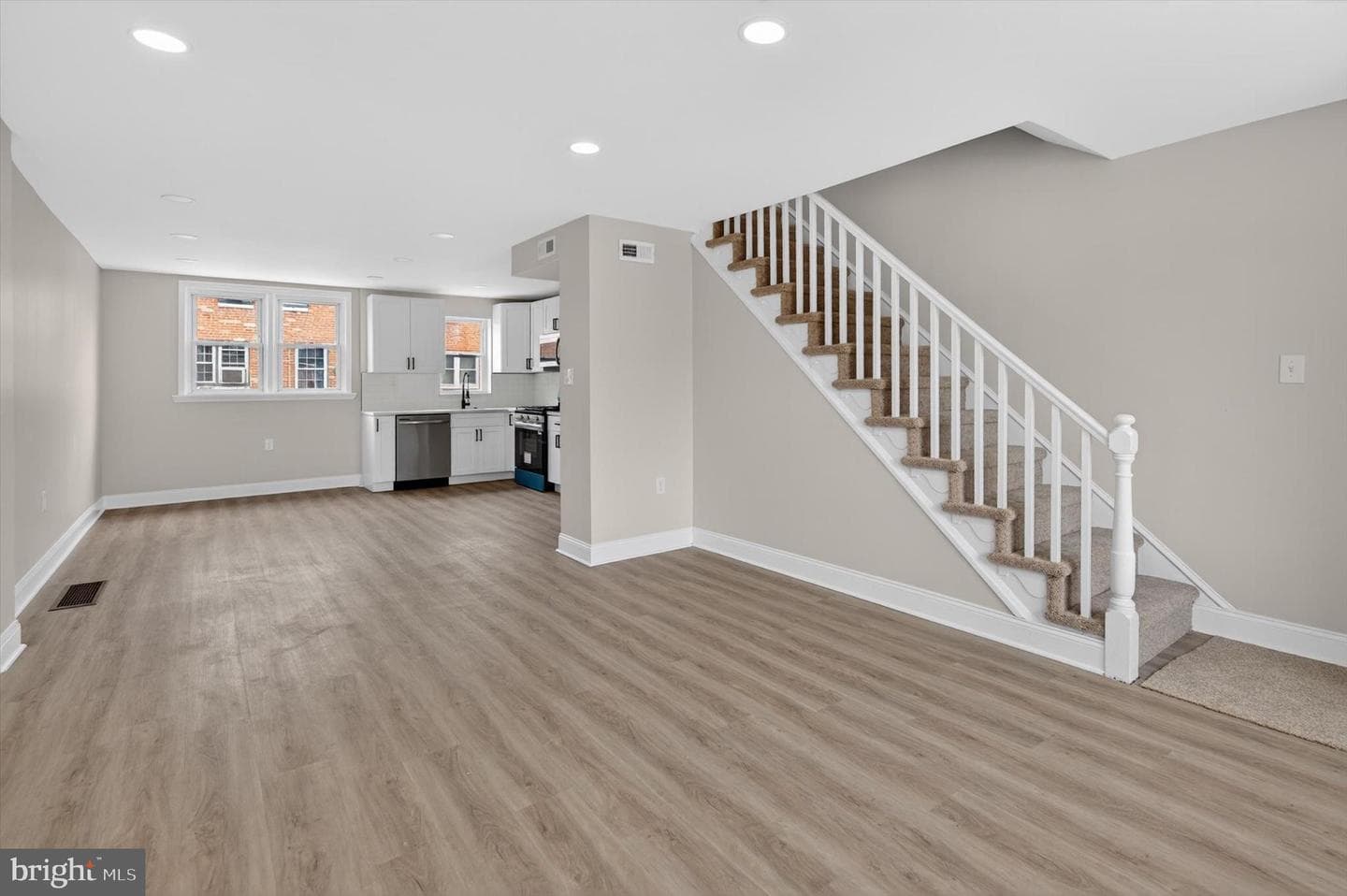 4553 Marple Street photo 5
