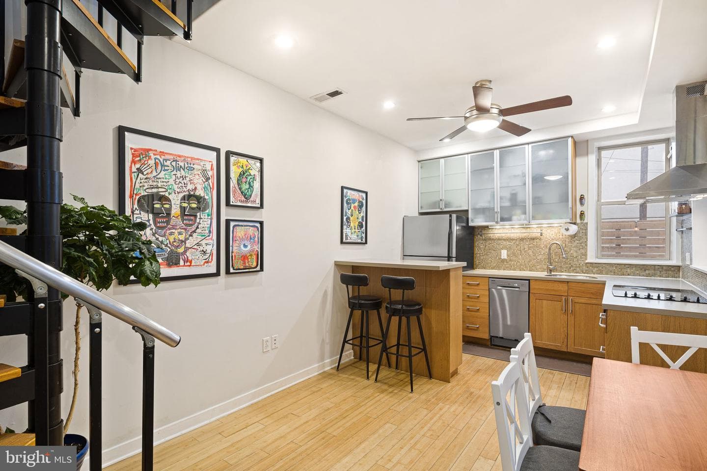 411 S Carlisle Street #4 photo 2