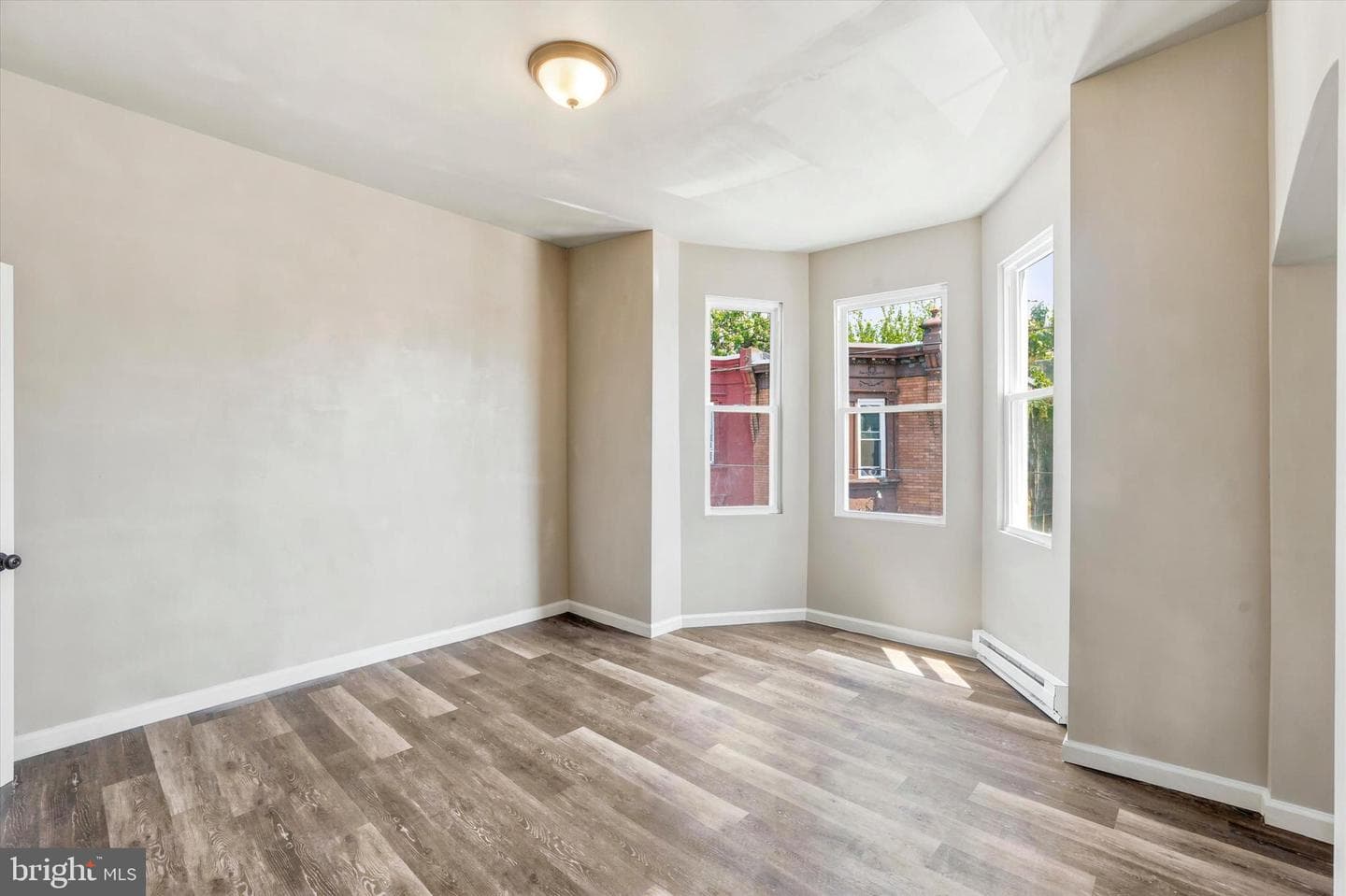 3114 Custer Street photo 8