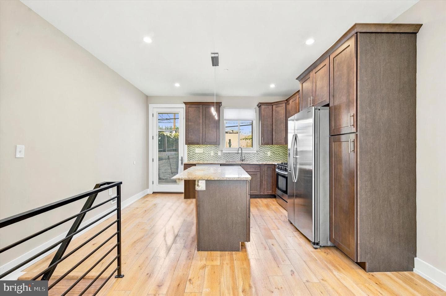 1446 S Taylor Street photo 13