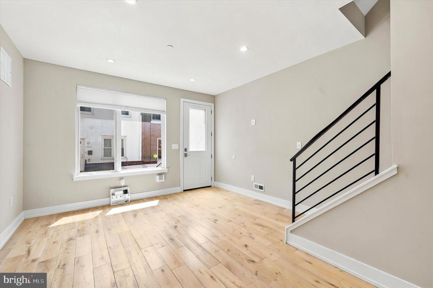 1446 S Taylor Street photo 7
