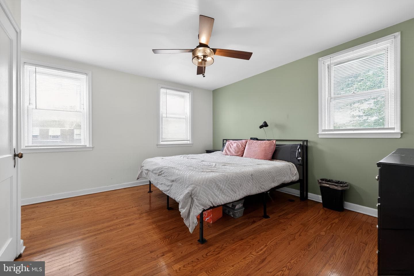 6651 Gillespie Street photo 13