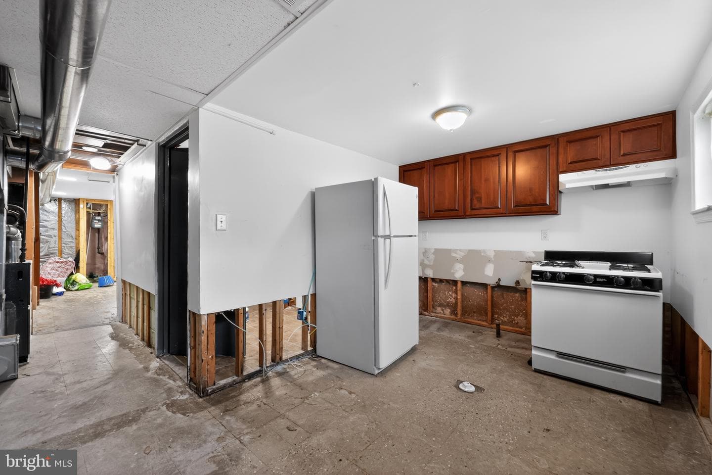 6651 Gillespie Street photo 19