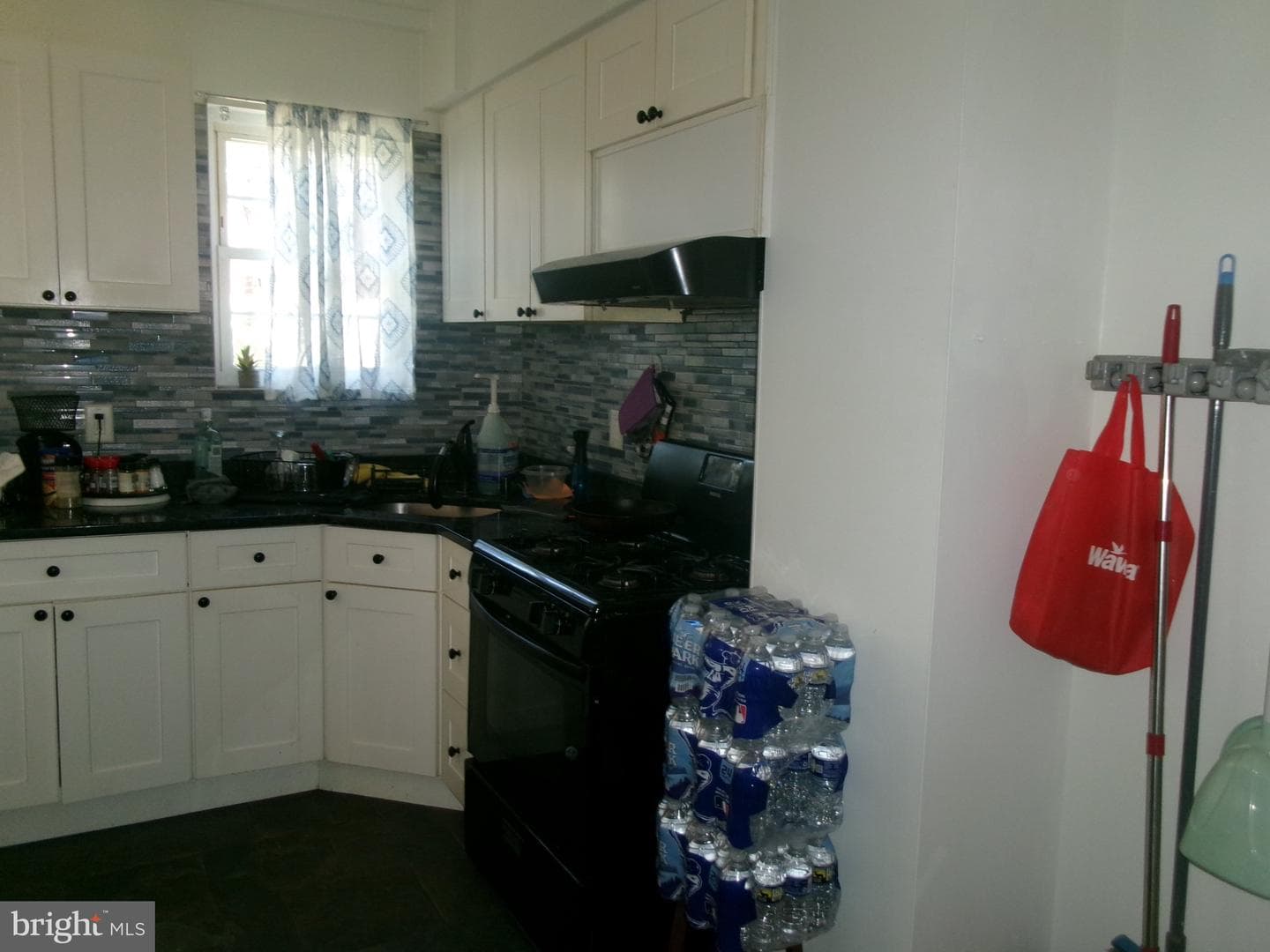 3298 Miller Street photo 5