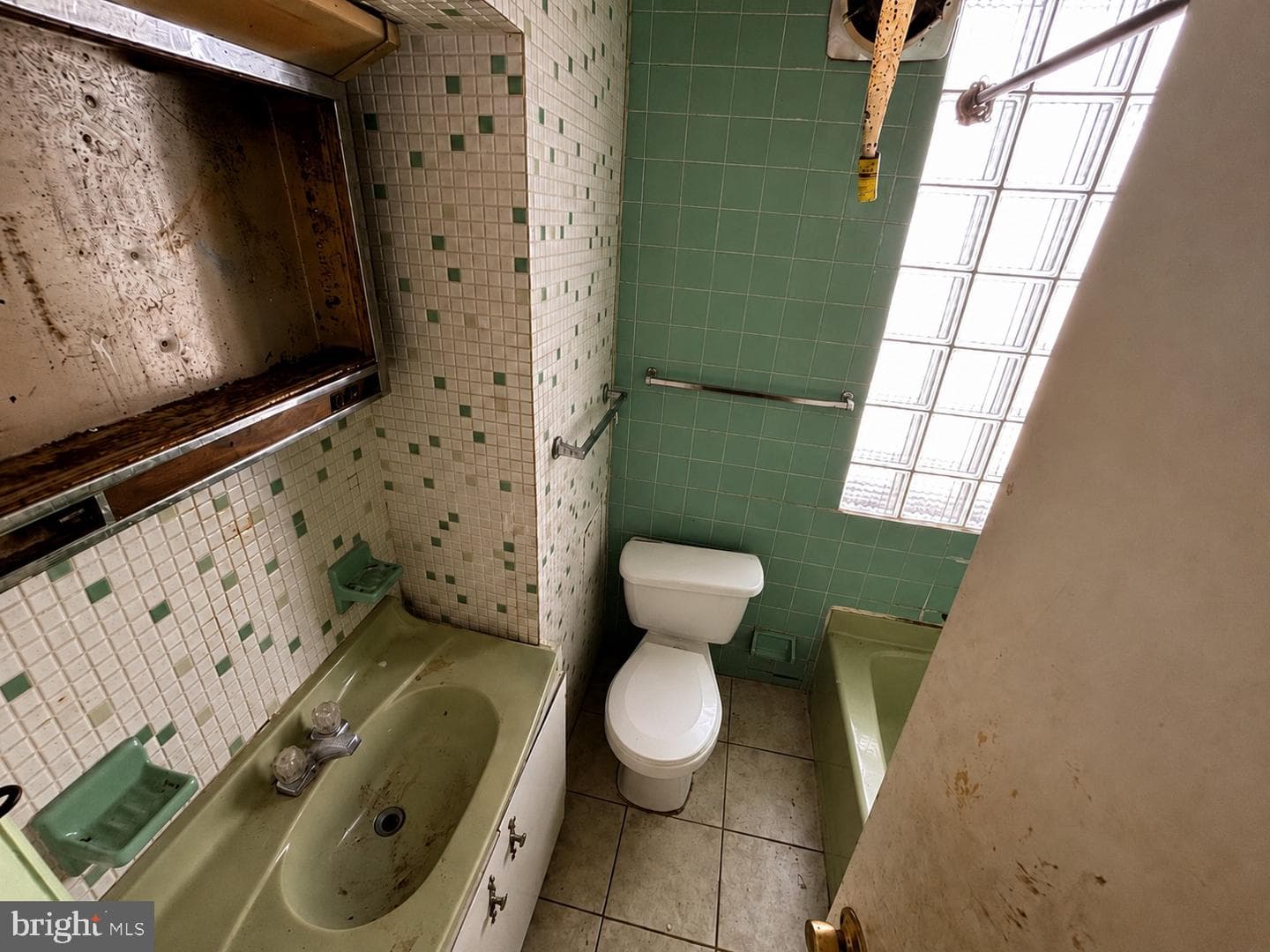 2517 N Gratz Street photo 10