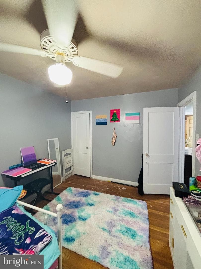 4228 Markland Street photo 29