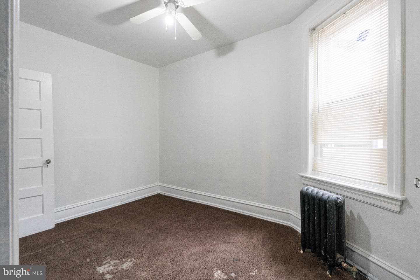 5630 Larchwood Avenue photo 12