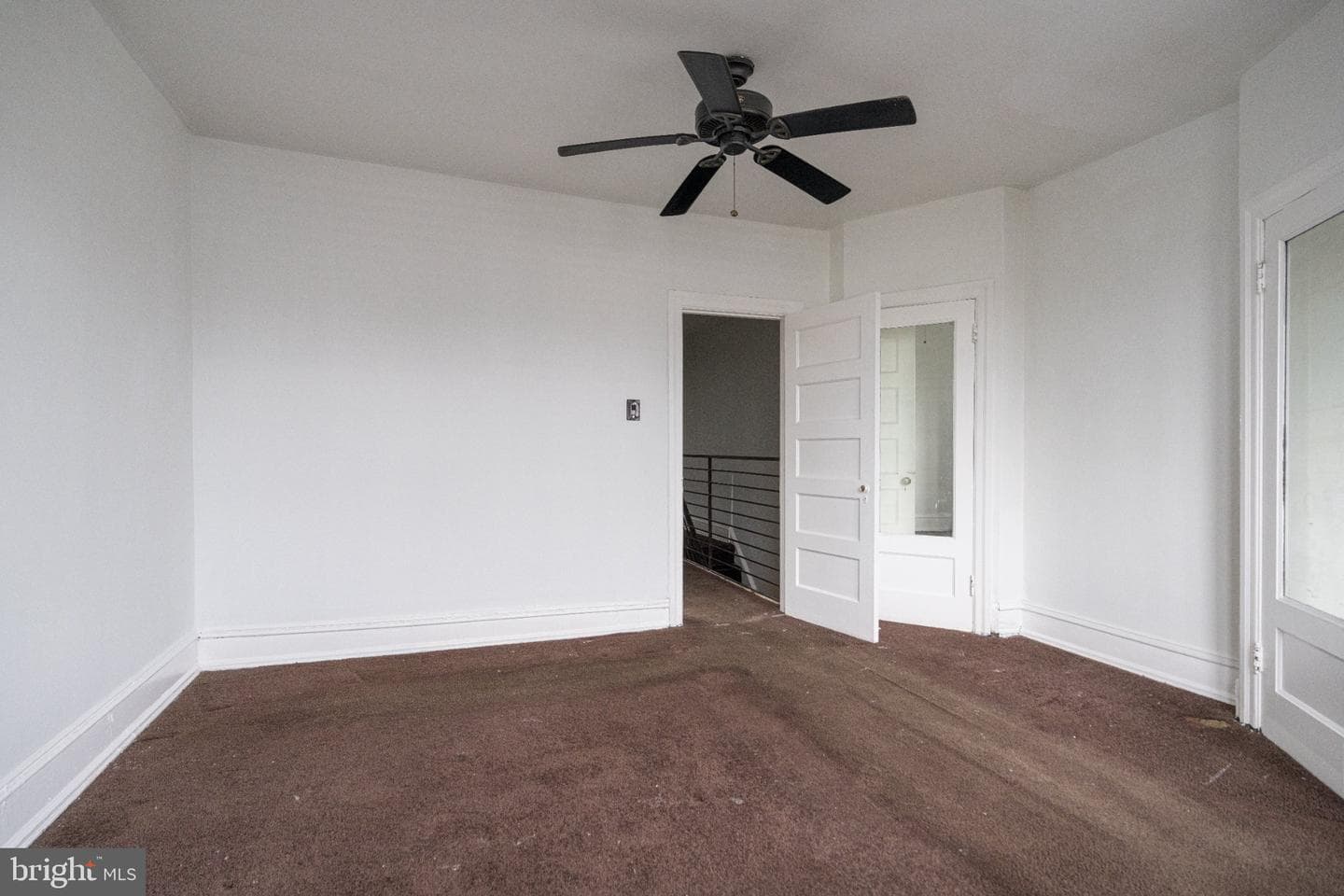 5630 Larchwood Avenue photo 16