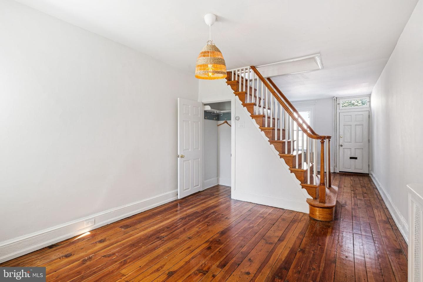 2331 Almond Street photo 4