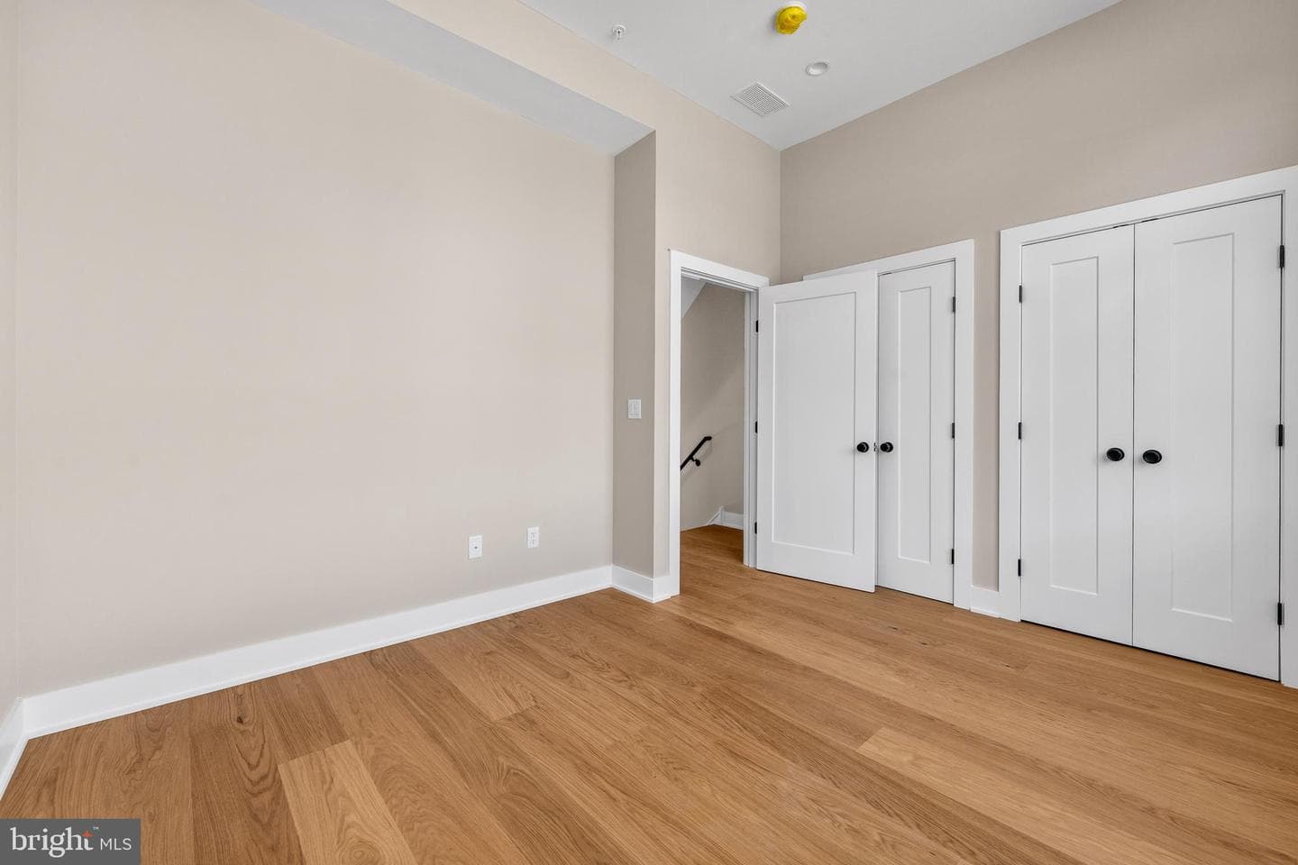 909 Emily Street photo 27