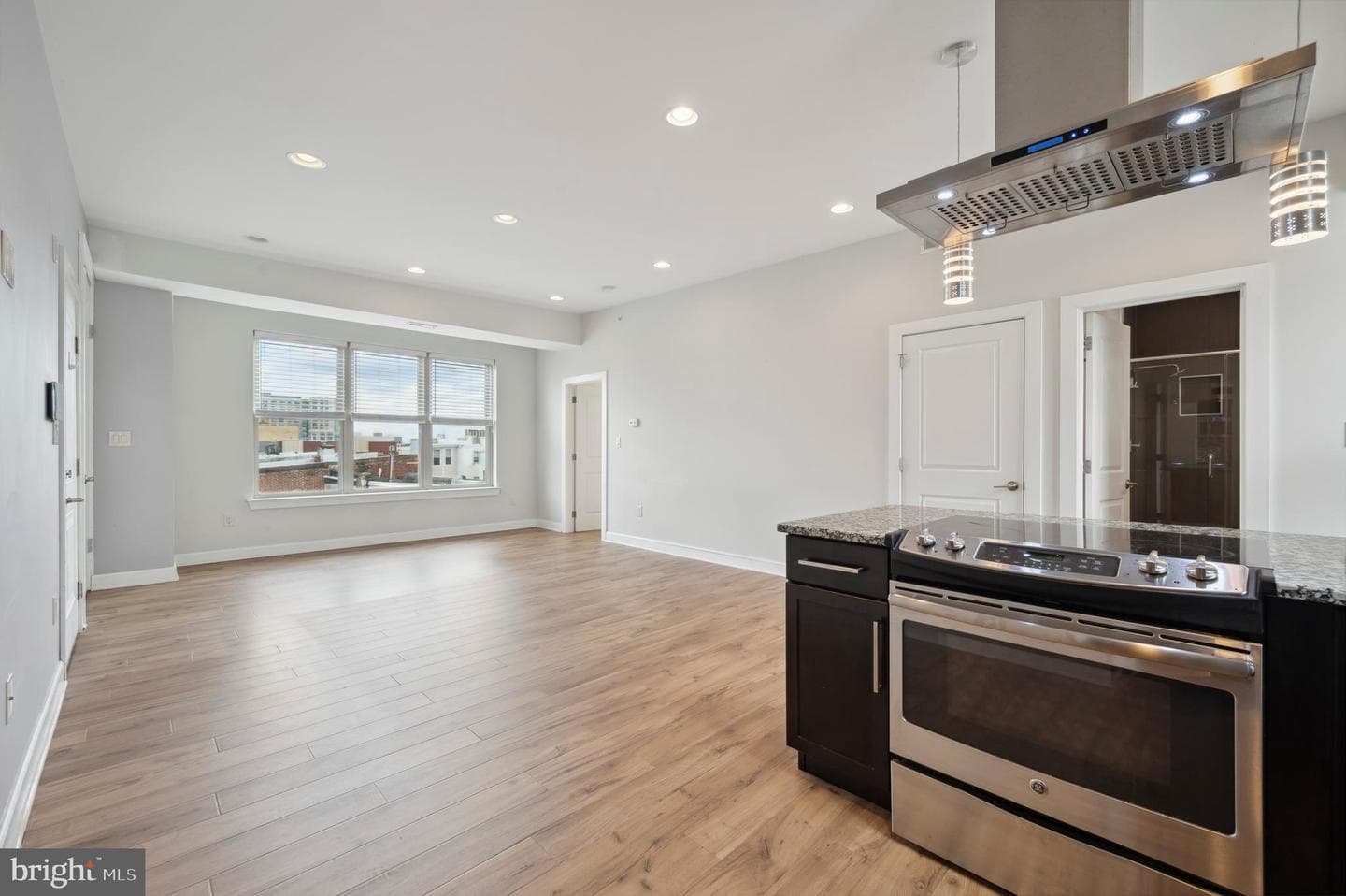 714 N Chadwick Street #6 photo 5