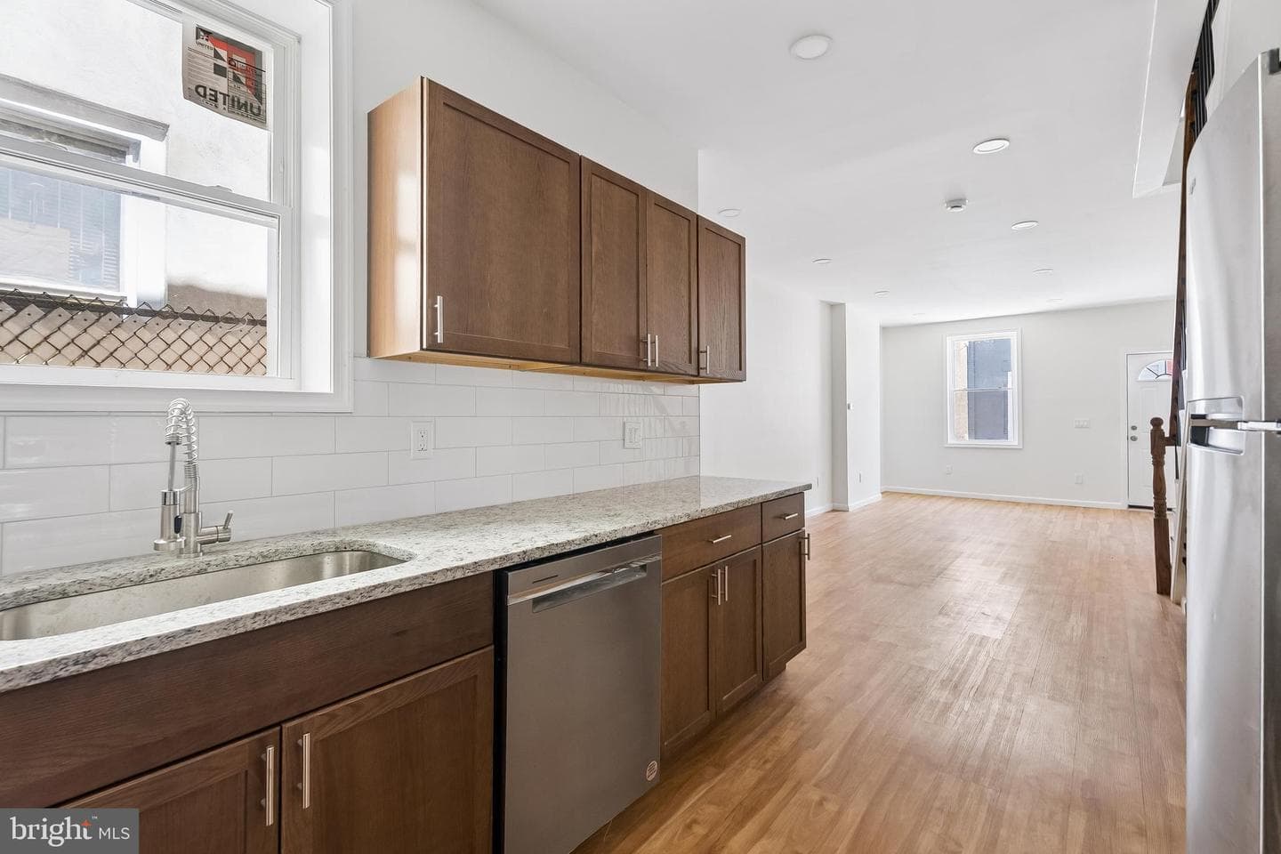 1716 N Hollywood Street photo 9
