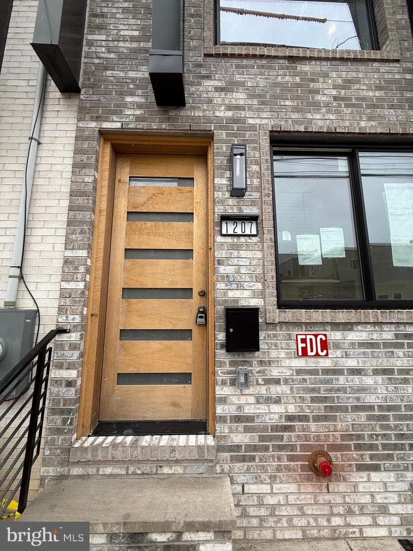 1207 S 26th Street photo 3