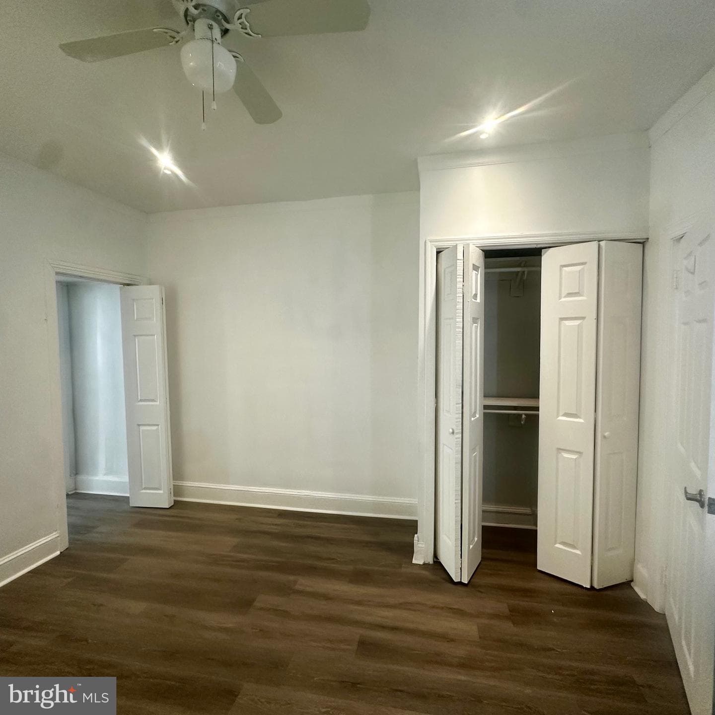 2714 N Fairhill Street photo 24