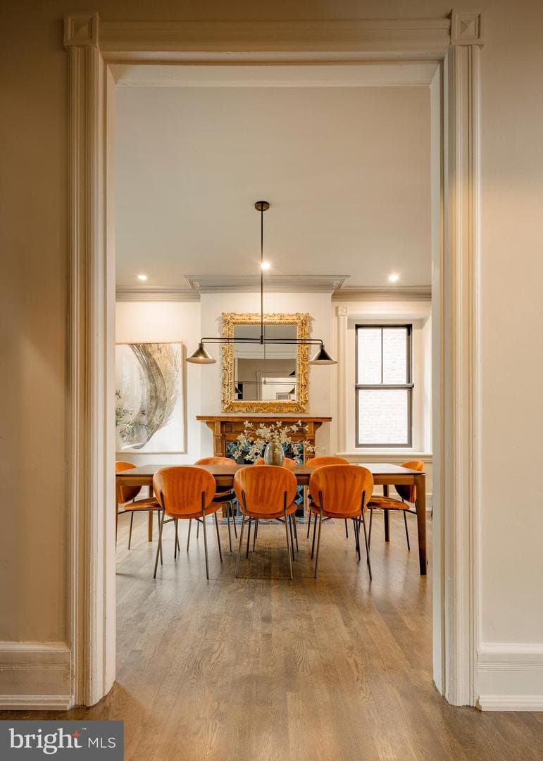 148 W Highland Avenue photo 8