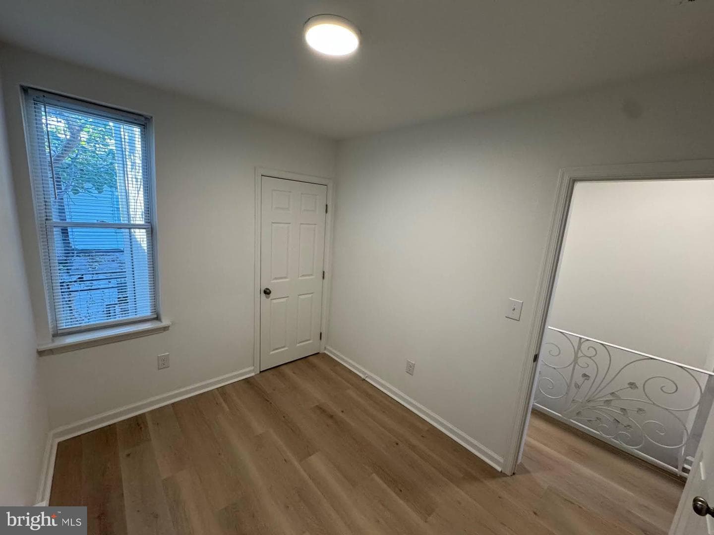 3252 N Hope Street photo 11