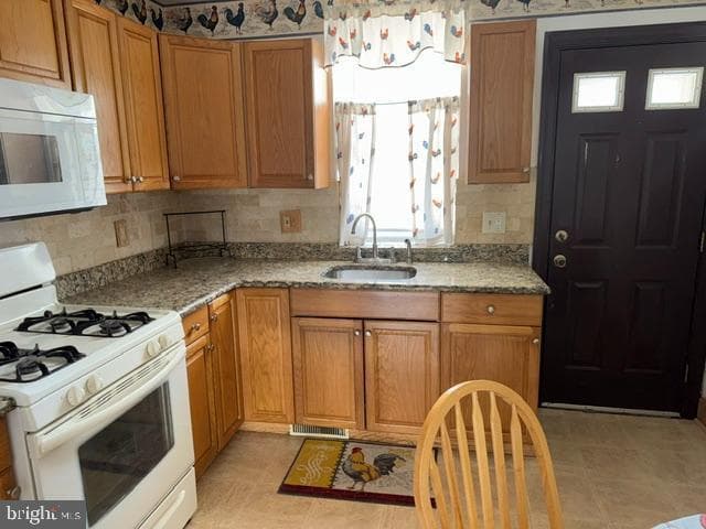 2643 S Alder Street photo 17