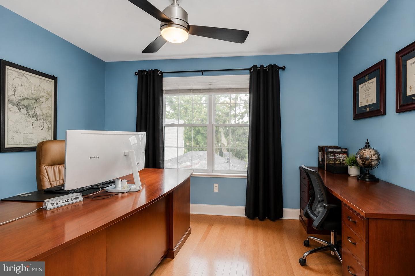 2404 Catharine Street photo 29