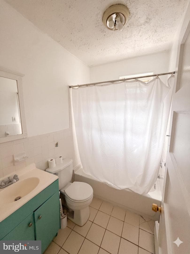 1515 Dyre Street photo 11