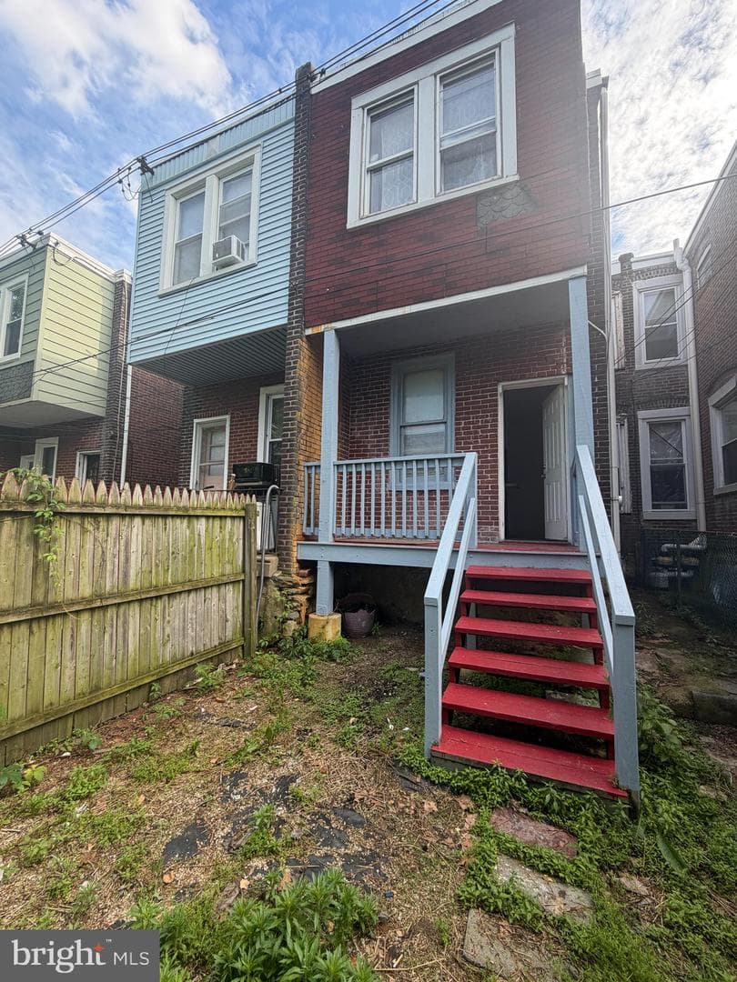 1515 Dyre Street photo 16