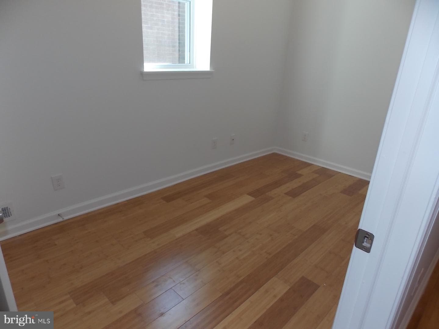 2323 W Lehigh Avenue photo 4