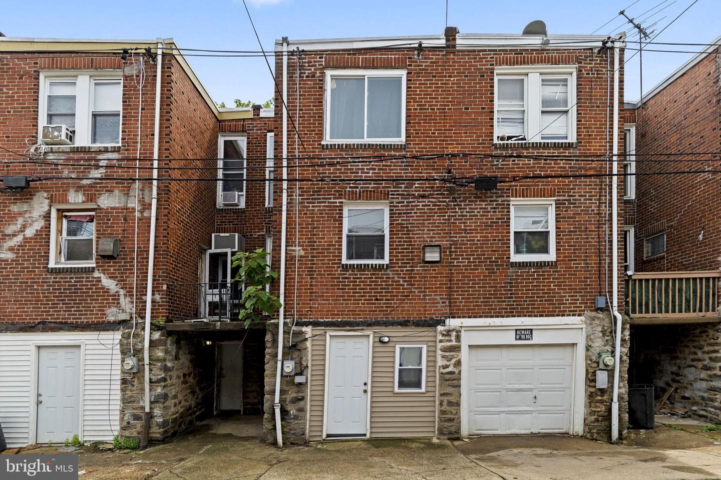 923 Anchor St photo 37