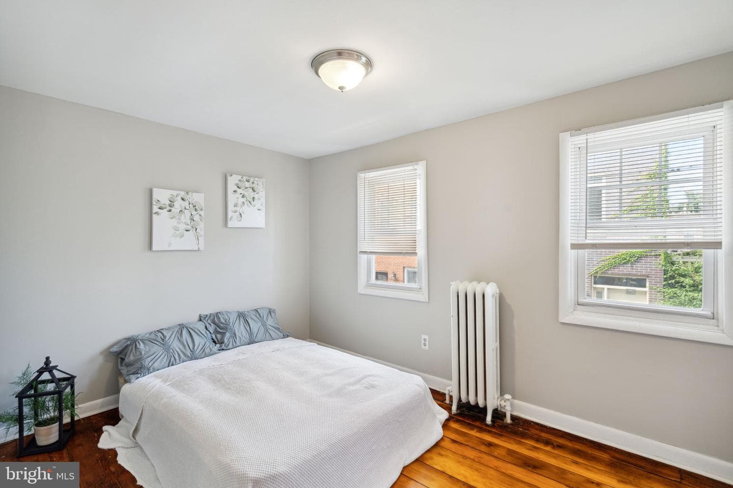 1217 E Oxford Street photo 16