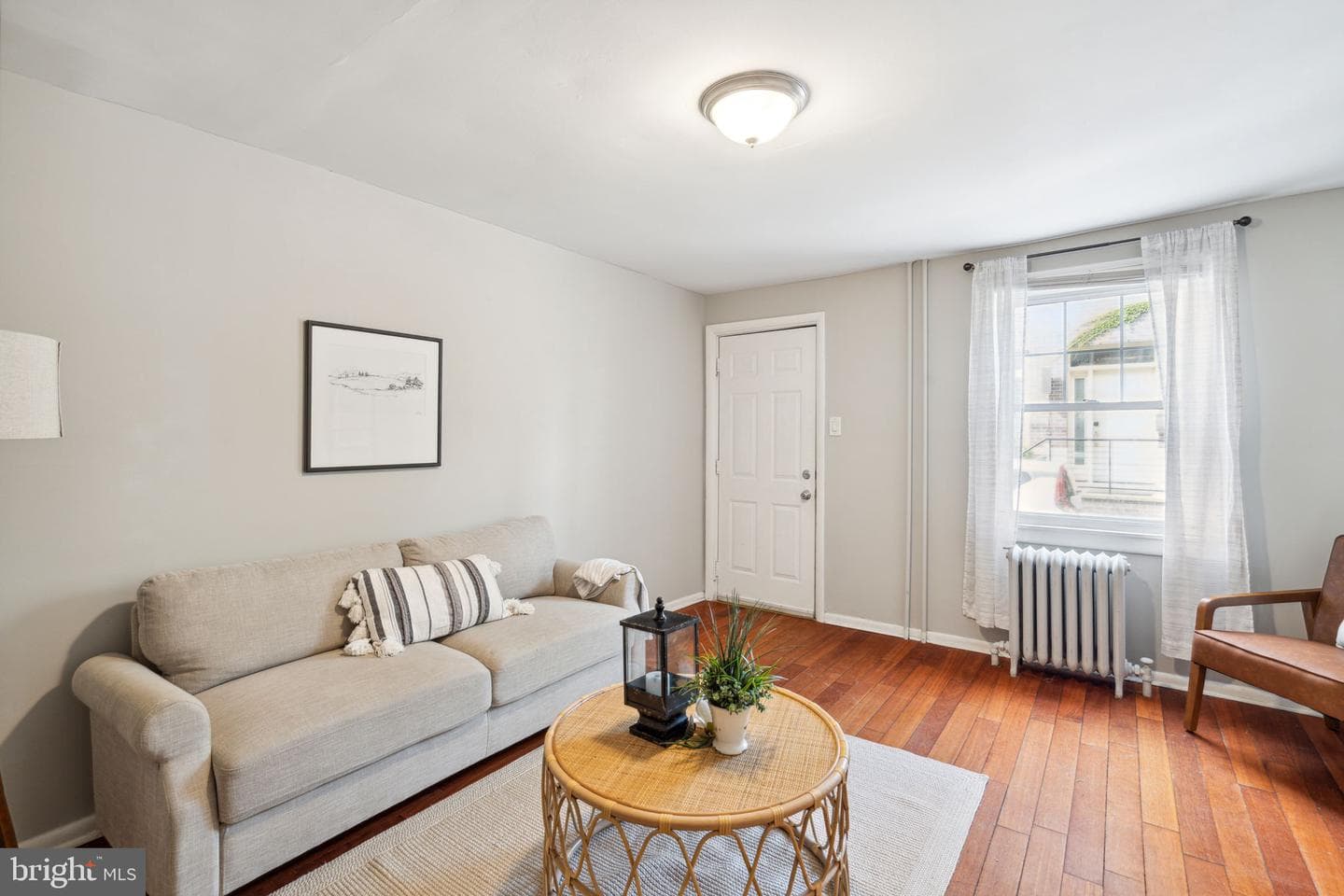 1217 E Oxford Street photo 6
