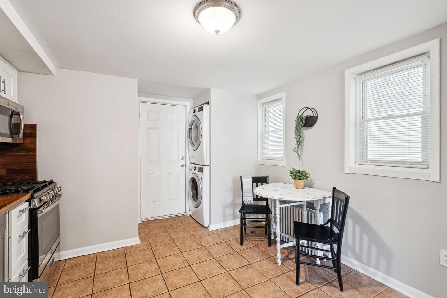 1217 E Oxford Street photo 7