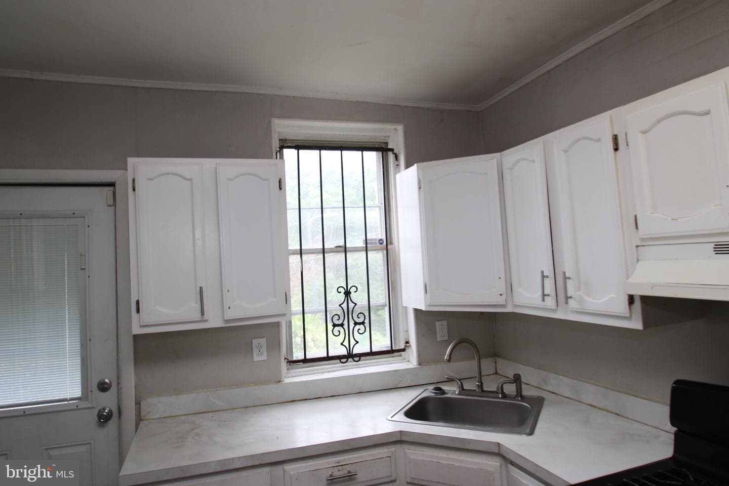 6309 N Norwood Street photo 5