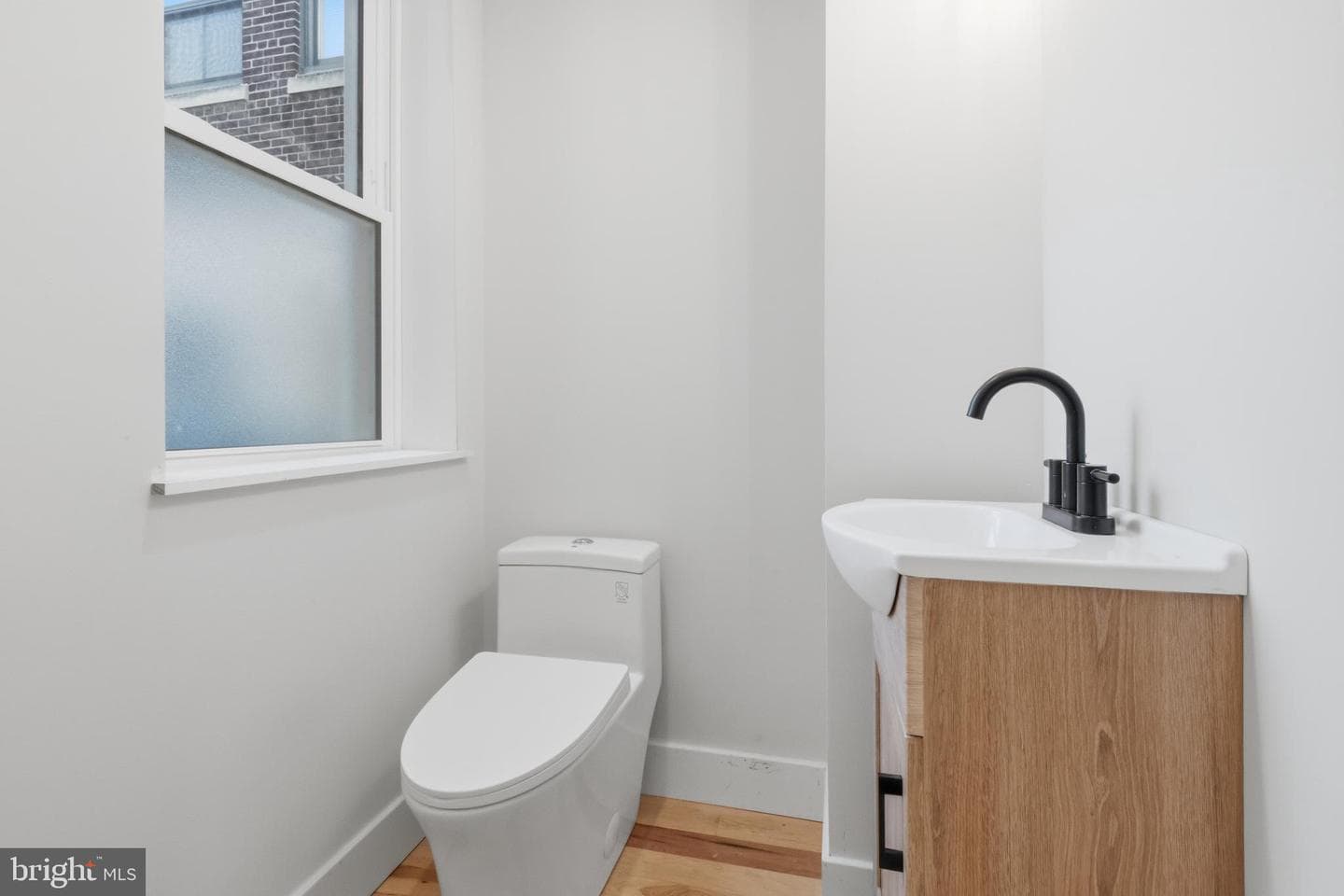 3273 Belgrade Street photo 10
