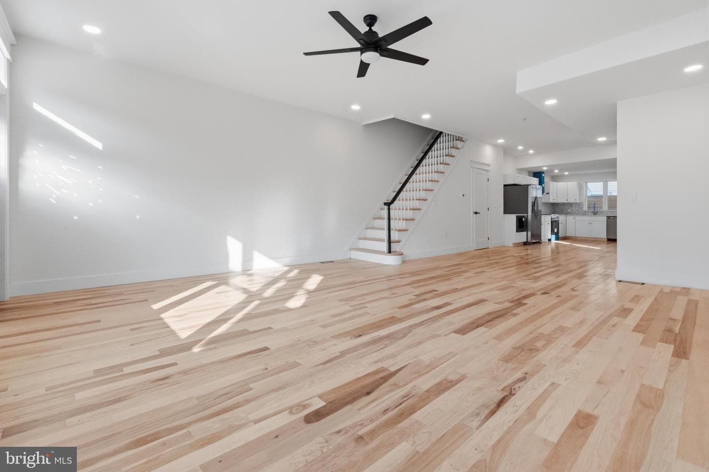 3273 Belgrade Street photo 5