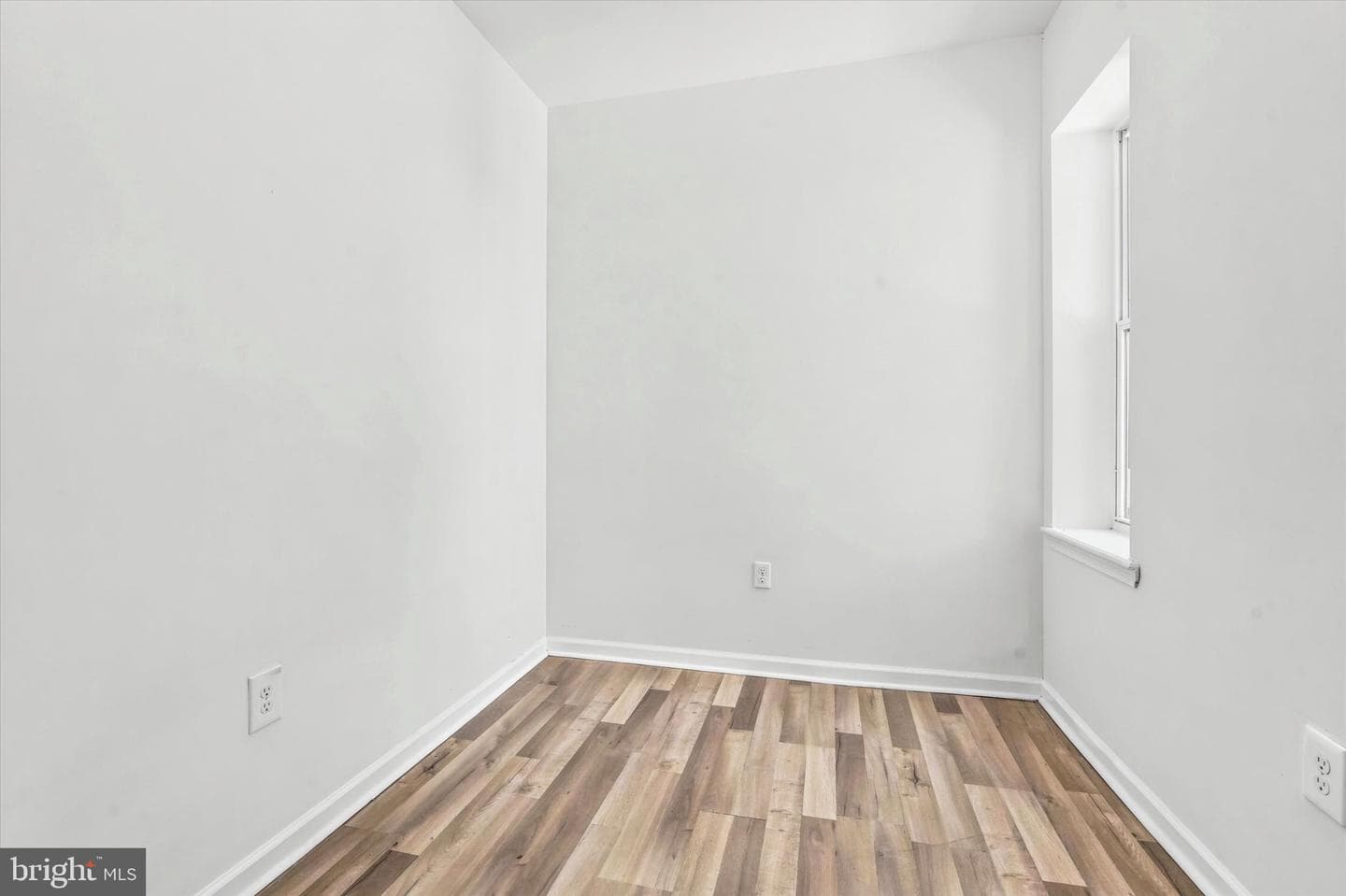 2248 N Van Pelt Street photo 27