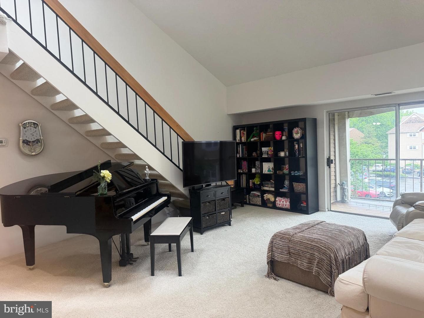 72303 Delaire Landing Road #303 photo 4