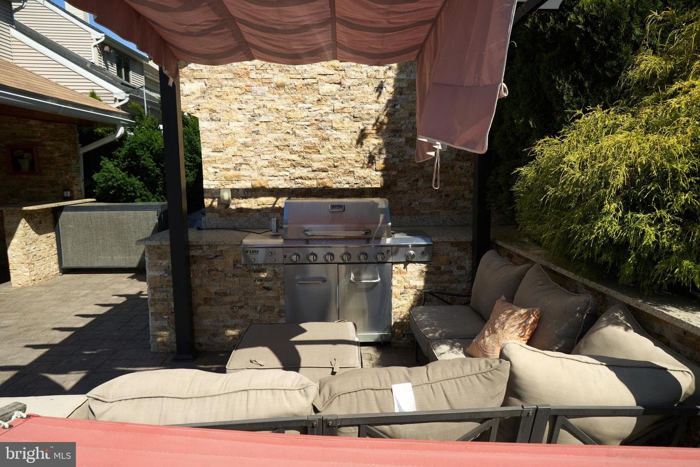 8905 Springview Road photo 33